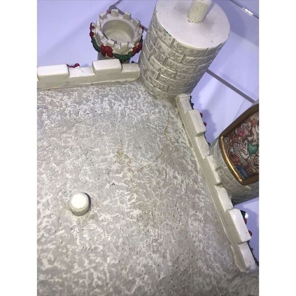 2011 Bradford Exchange Disney's Christmas at Cinderella Castle Globe Base Music - Picture 6 of 11